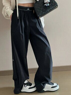 NWT Alo Yoga Black Relaxed Fit Trouser 30 inch length - Regular💵Multiple Sizes